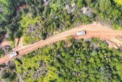 陆军某旅组织机动训练