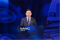 
中国移动董事长杨杰：“AI+”引领智能涌现 开启