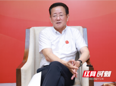 樊纲：从“抓生产”到“抓消费”，是实现均衡